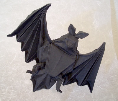 蝙蝠 コウモリ を折り紙で作りたいので 世界中から折り方の動画集めました ソフトに死んでいる